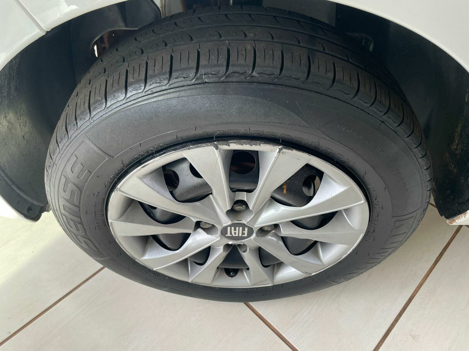 Imagem do veículo  FIAT MOBI LIKE 1.0